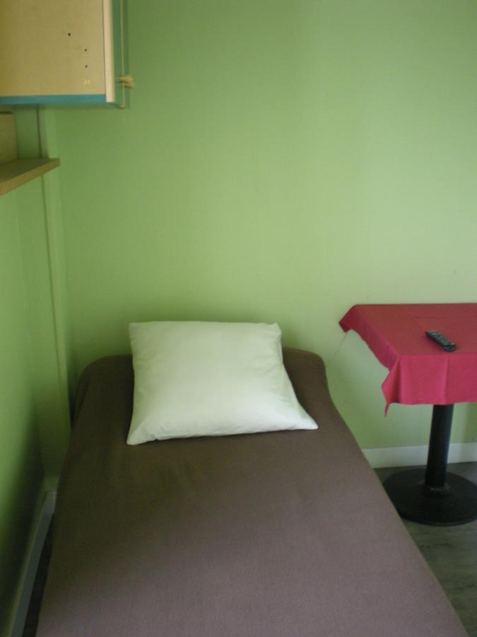 Hotel Dg Méry-sur-Oise Buitenkant foto